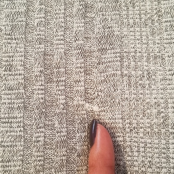 JONES STUDIO Lined Grey sleeveless sweater size 3X - Picture 4 of 5